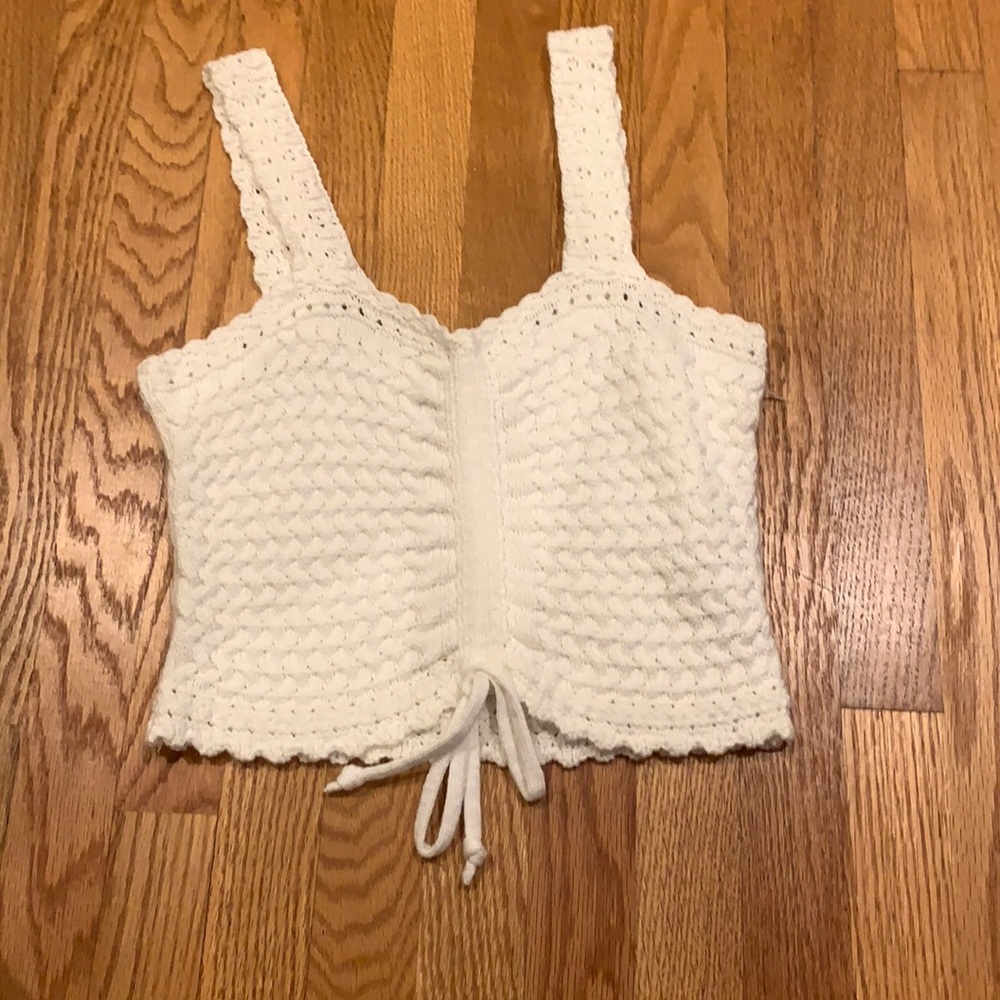 white tank